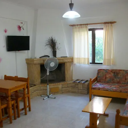 Elena & Marios Agiokampos (Evia)